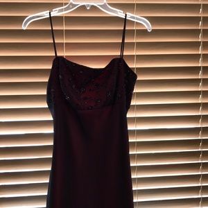 Special occasion dress burgundy size 9/10